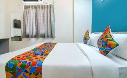 FabHotel Broholic Suites I