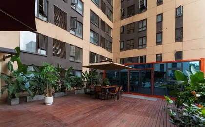 Yihao Garden Hotel (Chongqing Weidian Park Subway Station Longhu High-tech Tianjie)