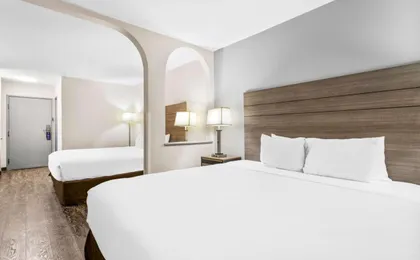 Surestay Hotel by Best Western Albuquerque Midtown