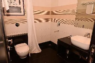 Hotel Satya Inn