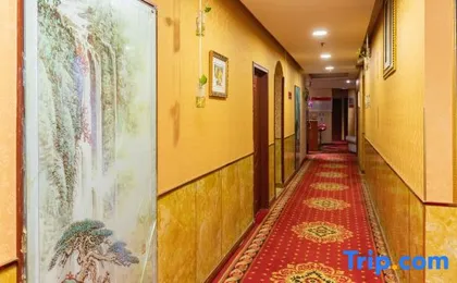 Chongqing Yuanjing Hotel (Xietaizi Metro Station Keyuan 4th Road Branch)