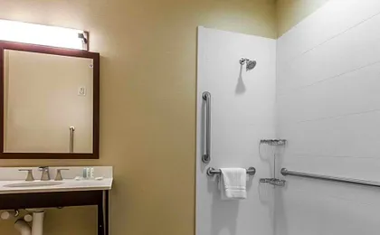 Comfort Suites Youngstown North