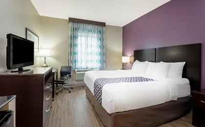 La Quinta Inn & Suites by Wyndham New Cumberland-Harrisburg