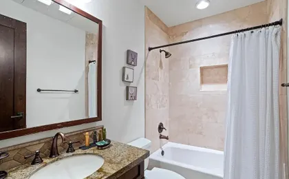 Arrowleaf Lodge at Deer Valley Resort - Three Bedroom Residence #203 3 Condo