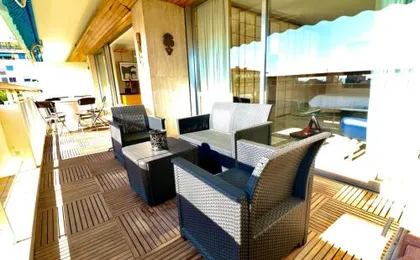 4 bedroom 3 bathrooms sea view Forville Apartment5 mins from the Palais Parking