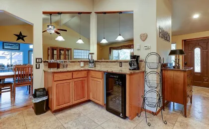 Larkspur Trail 3 Bedroom Home by RedAwning