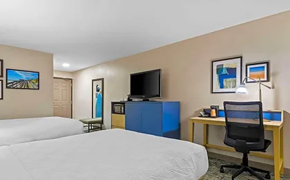 Country Inn & Suites by Radisson, Savannah I-95 North, GA