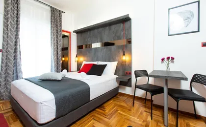 Downtown Luxury Boutique Suites : the Red Suite (Adults Only)