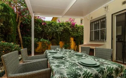 Beautiful townhouse walking distance to the beach in Costabella, Marbella