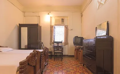 Bed and Breakfast at Colaba