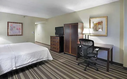 Hampton Inn Boston/Natick