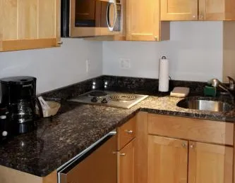 Stylish Downtown Studio in the SouthEnd, C.Ave# 2