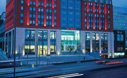 Tudors Esuites Birmingham Canalside Apartments