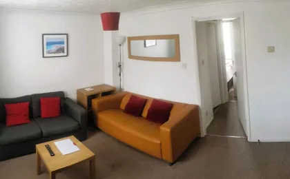 Holt Apartment