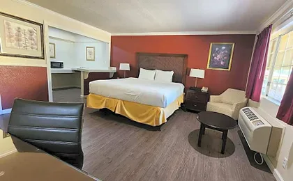 Mission Inn and Suites - Hayward
