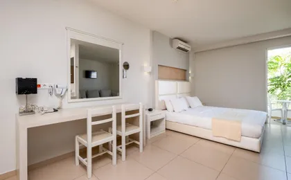 Dimitrios Beach Hotel (Adults only)