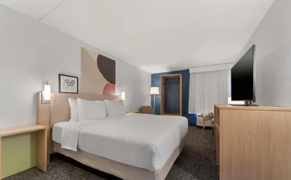 Spark by Hilton Grand Prairie