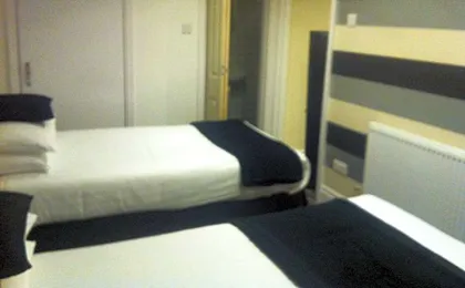 Happy Return Hotel