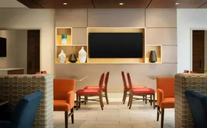 Holiday Inn Express & Suites Red Wing