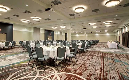 Holiday Inn & Suites Peoria At Grand Prairie by IHG