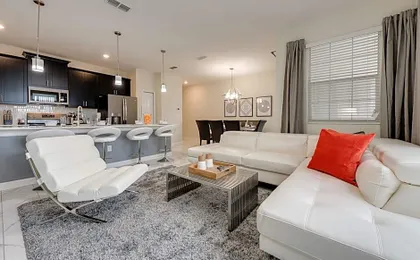 Cozy Home, Prime Disney Parks Location