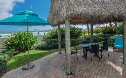 Miami Hollywood Incredible 2 Bedroom 2 Bathroom 005-22bmar