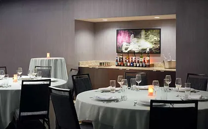 Courtyard by Marriott Fayetteville