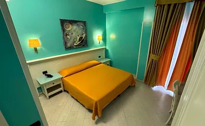Hotel Bright