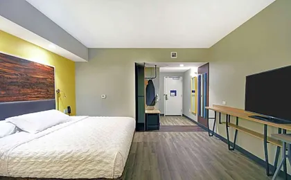 Tru by Hilton Portland Airport Area