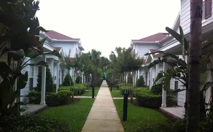 HAPPY PORT, your home very close to entertainment