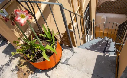 Enticing, Cosy, Rooftop Studio Athens Centre! Ep9t (Adults Only)