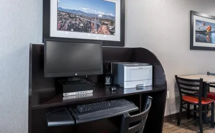 My Place Hotel - Colorado Springs, Co
