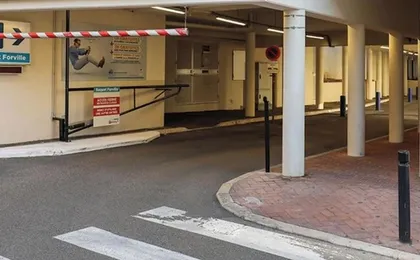 3 pi ces Avec Balcon vue sur le Vieux Port A2b022