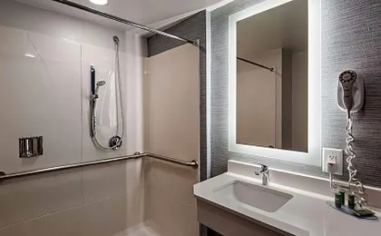 Best Western Paramus Hotel & Suites