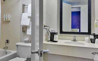 La Quinta Inn by Wyndham Miami Airport North