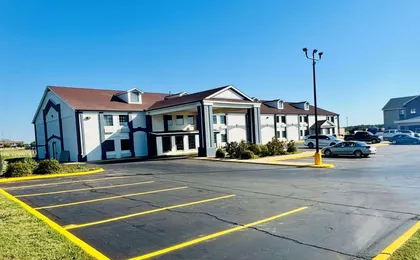 Days Inn By Wyndham Shawnee