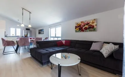 Ivan07 spacious 3BR apartment with terrace