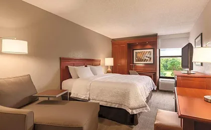 Hampton Inn Des Moines-Airport
