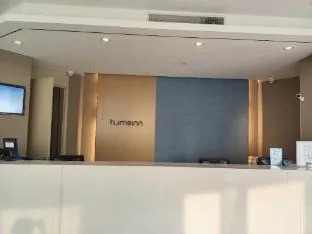 Home Inn Neo Shanghai Hutai Road Xingzhi Road Metro Station