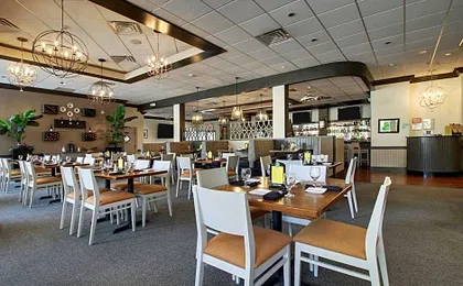 Holiday Inn Westbury-Long Island By IHG