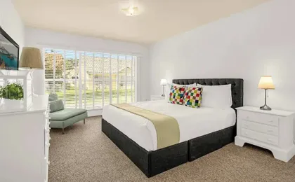 Upstay - Home w Garden, BBQ and Games at Golf Club