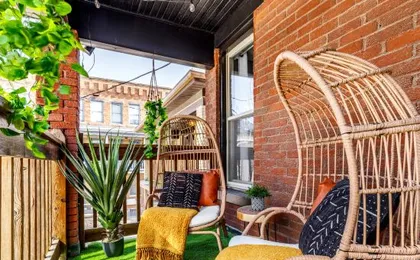 Prime Location - Over 4,500 Reviews - Parking Free