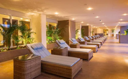 Lemon Tree Premier City Center Pune