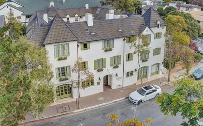 L'auberge Carmel