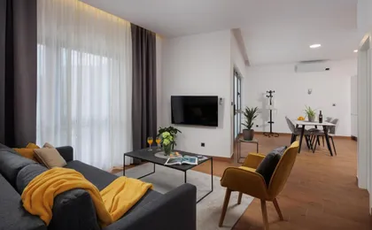 Terra 5 Deluxe Apartment on the Ground Floor with Private Parking