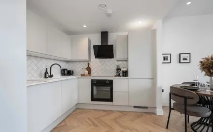 Cottonopolis Suite With 1 Bedrooms and 1 Bathrooms