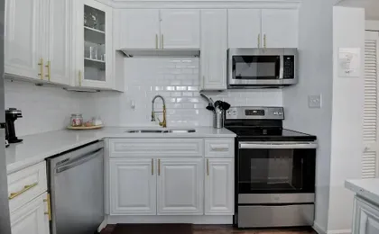 Downtown Jacksonville Retreat Pet-friendly With Hot Tub & Backyard Oasis
