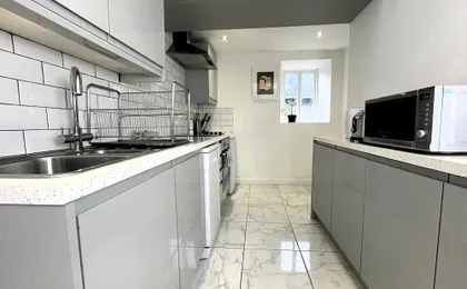 Contemporary Garden Flat in Clifton
