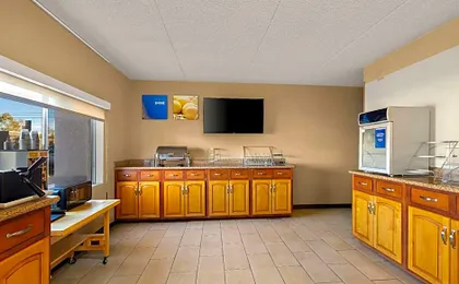Comfort Inn and Suites