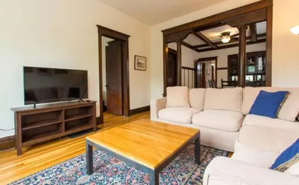 Wrigley Oasis! Steps from the Field! - 3BD 1BA